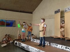 Sommerkurs Malen und Theater – Bild 31